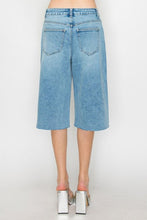 Load image into Gallery viewer, Hite denim jorts
