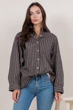 Load image into Gallery viewer, Maddox button up
