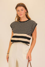 Load image into Gallery viewer, Coco vest
