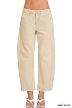 Load image into Gallery viewer, Z barrel leg jeans
